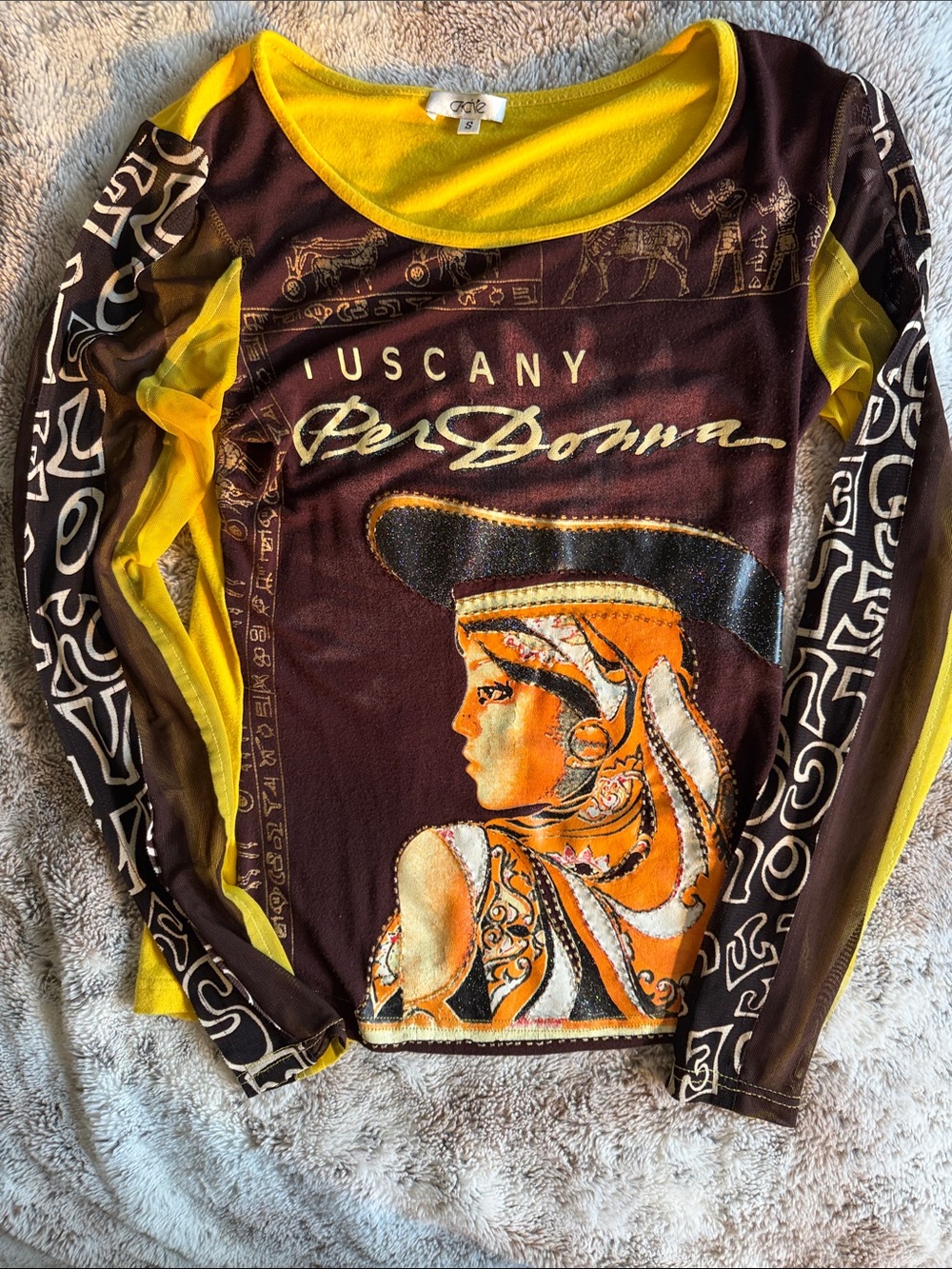 Graphic Long-Sleeve Women's Top in Brown and Yellow. Statement piece